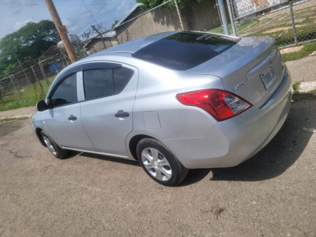 Nissan Latio 2015