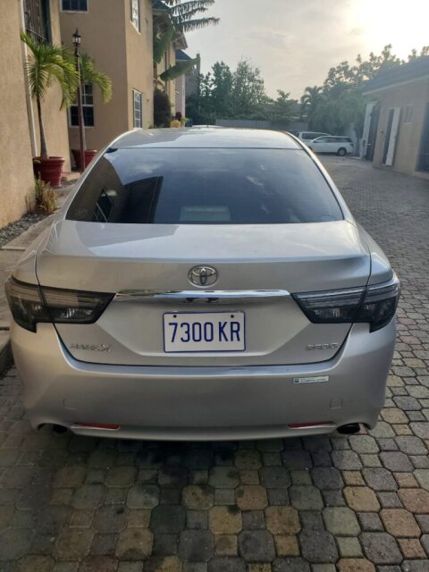 Toyota Mark X