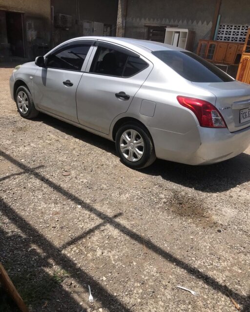 Nissan Latio 2015