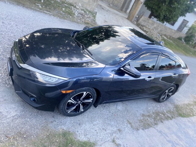 2018 Honda Civic Touring