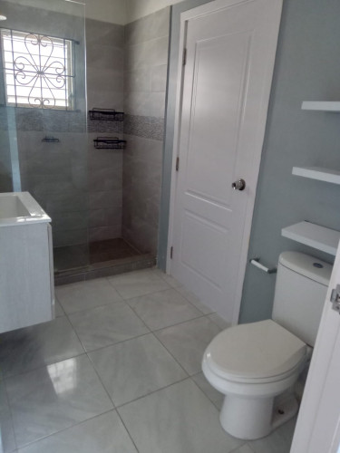 2 Bedroom 1 Bathroom For Rent 