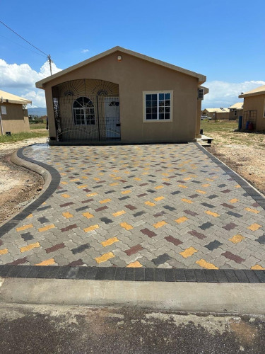 2 Bedroom 1 Bathroom For Rent 