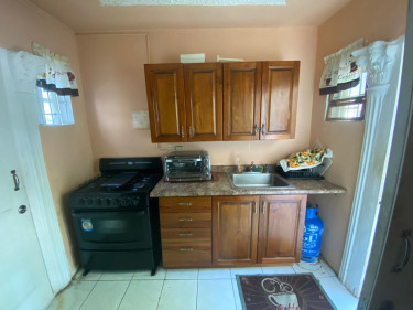 1 Bedroom Within A Two Bedroom Flat (Read**)