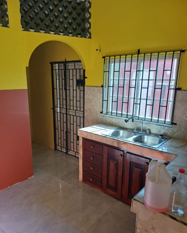  2 Bedroom 2-Bathroom Family Home