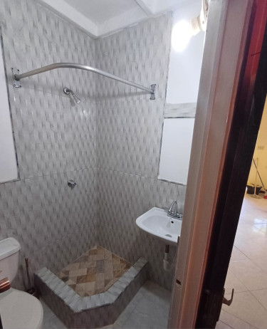  2 Bedroom 2-Bathroom Family Home
