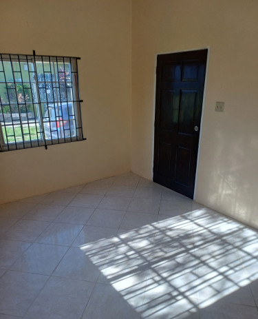  2 Bedroom 2-Bathroom Family Home