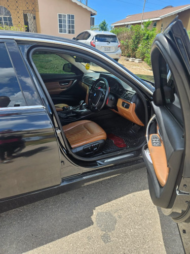 2012 BMW 320D 