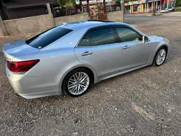 2013 TOYOTA CROWN ATHLETE 350G NON-HYBRID