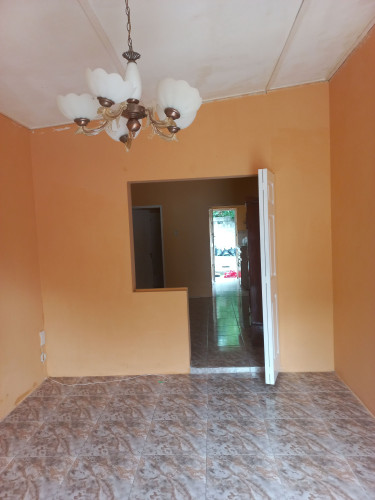 1 Bedroom Studio, Central Location (Unfurnished)