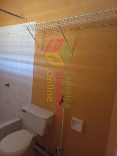 1 Bedroom Studio, Central Location (Unfurnished)