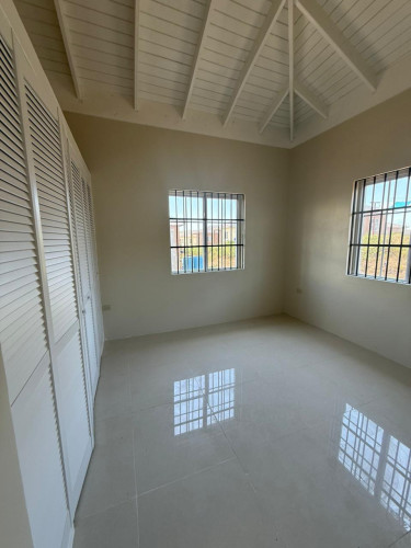 2 Bedroom 1 Bathroom (New)