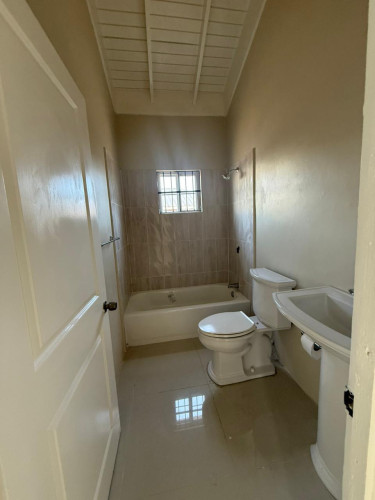 2 Bedroom 1 Bathroom (New)