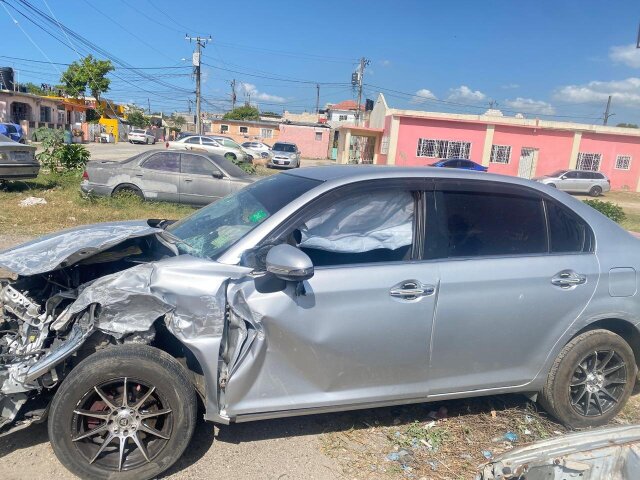 2016 Toyota Axio G Type Crashed