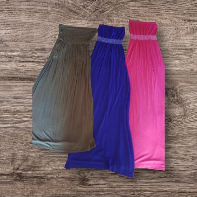 DRESSES