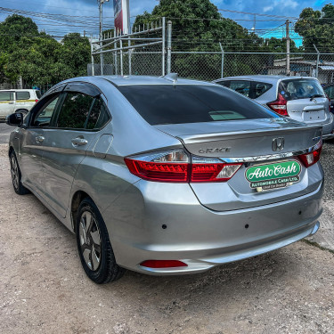 2015 Honda Grace