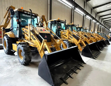 Massive 3CX Backhoe Loader In Jamaica