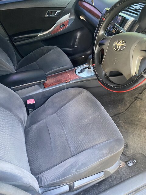 2012 Toyota Premio