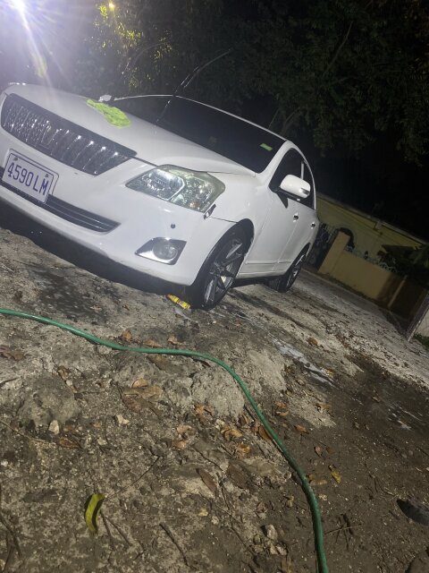 2012 Toyota Premio