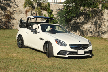 MERCEDES BENZ SLC43 AMG