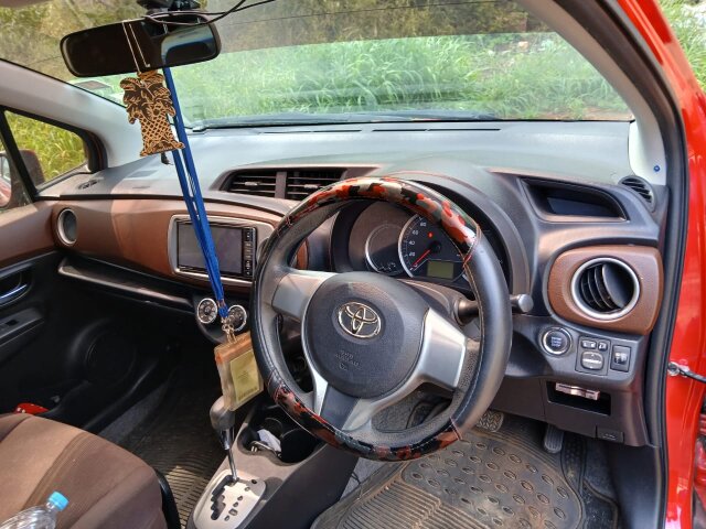 2013 Toyota Vitz $990K 8763188237