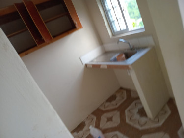 1 Bedroom House R
