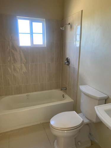 2 Bedroom,1 Bathroom(New)