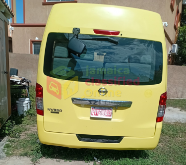 Seeking Drive For A Portmore To Spanish Town Bus Full Time Jobs Portmore