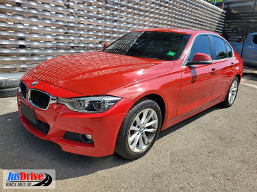 2018 BMW 318i