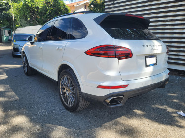 2017 Porsche Cayenne