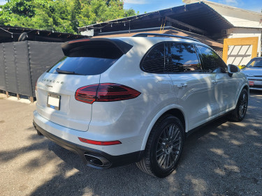 2017 Porsche Cayenne