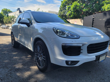 2017 Porsche Cayenne Cars 57 Hope Road, Kingston 6