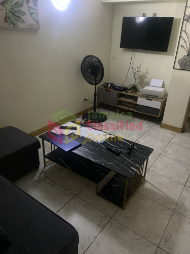 Fully Furnished 1 Bedroom Apartment 