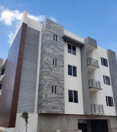 2 Bedroom Apartment For Sale In Norbook Apartments Norbrook, Kingston 8