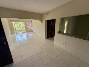 2 Bedroom Runaway Bay, Honeymoon Ci