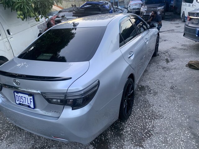 2017 250s Tayota Mark X Cars Spanish Town, Angels