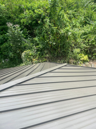 Standing Seam Panels Roofing System 