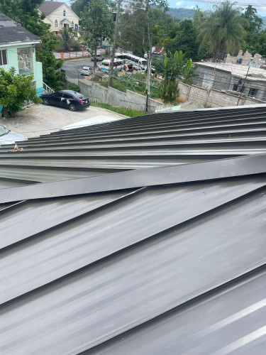 Standing Seam Panels Roofing System 