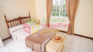 5 Bedroom 5 Baths 2 Storey Income Earner Property
