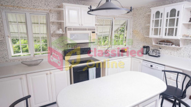 5 Bedroom 5 Baths 2 Storey Income Earner Property