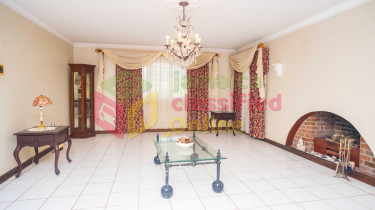 5 Bedroom 5 Baths 2 Storey Income Earner Property