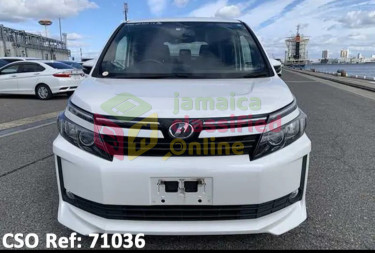 2015 Toyota Voxy