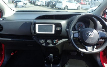 Toyota Vitz 2018