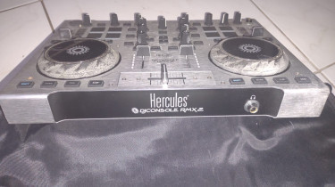 HERCULES RMX2 DJ CONSOLE $90,000