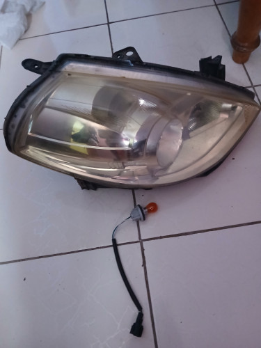 Headlamp For 2009 Nissan Tiida
