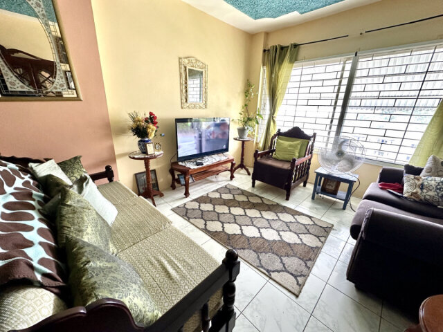 3 Bedroom 2bath Unfurnished Apartment