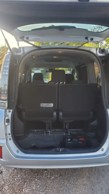 2017 TOYOTA VOXY