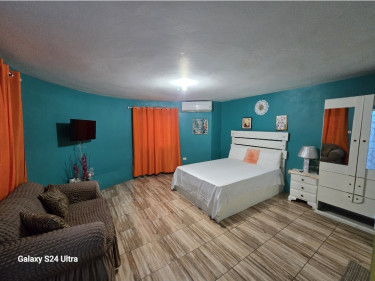 Airbnb 1Bedroom Condo