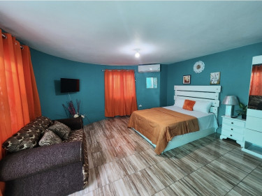 Airbnb 1Bedroom Condo