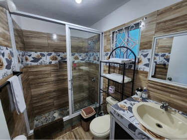 Airbnb 1Bedroom Condo