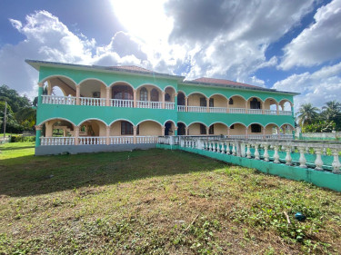 10 Bedrm Rental Property 